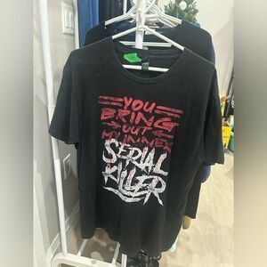 Large men’s graphic tshirt ptp 24